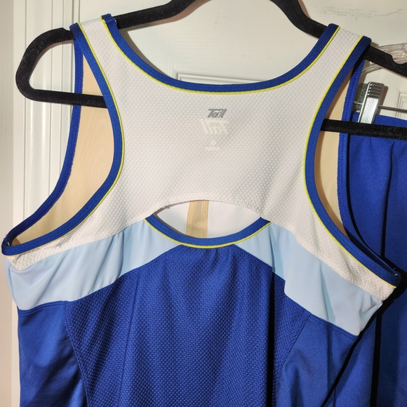 Tail Tennis Outfit: Blues & White Tank and Skort Set Womens Large - Picture 5 of 13